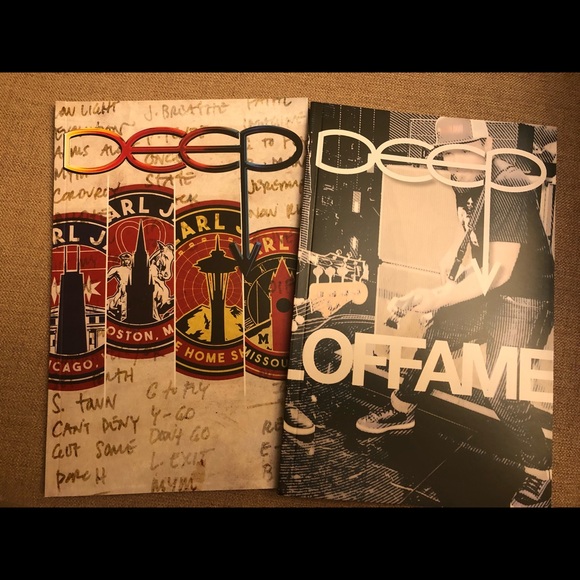 Pearl Jam Other - Pearl Jam Collectors Set.